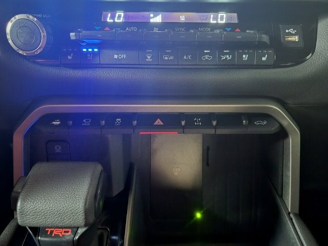 2026 Toyota Tundra Limited - Photo 27