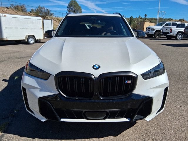 2024 BMW X5 M60i