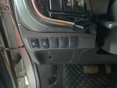2020 Mitsubishi Outlander SE