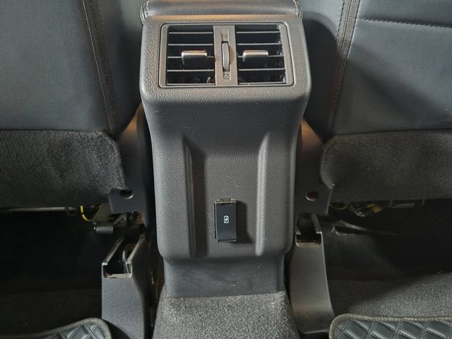 2020 Mitsubishi Outlander SE