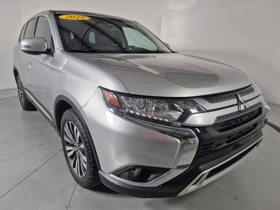2020 Mitsubishi Outlander SE