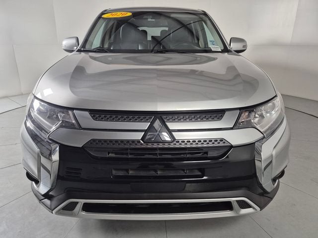 2020 Mitsubishi Outlander SE