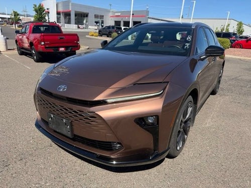 2025 Toyota Crown Signia Limited