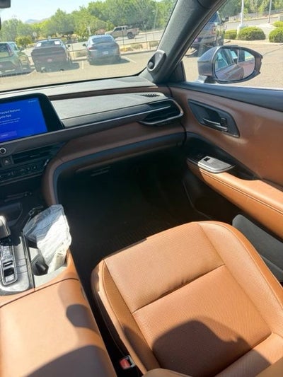 2025 Toyota Crown Signia Limited