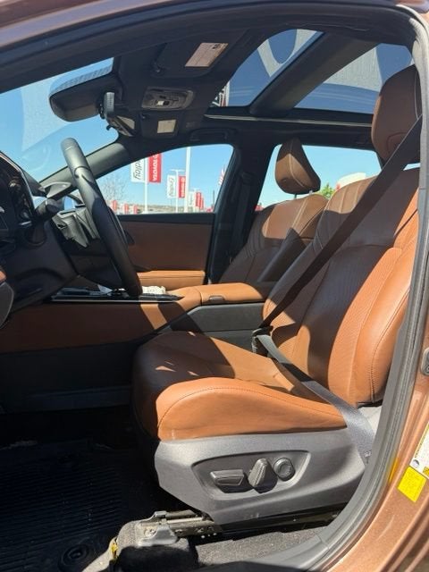 2025 Toyota Crown Signia Limited