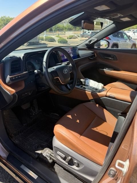 2025 Toyota Crown Signia Limited