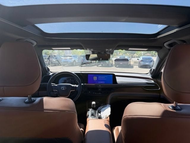 2025 Toyota Crown Signia Limited