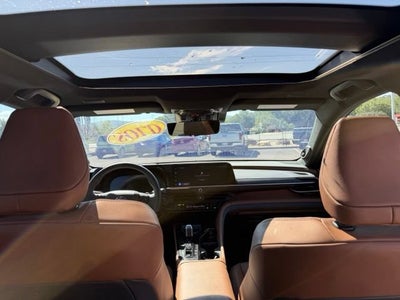 2025 Toyota Crown Signia Limited
