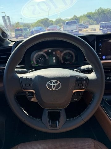 2025 Toyota Crown Signia Limited