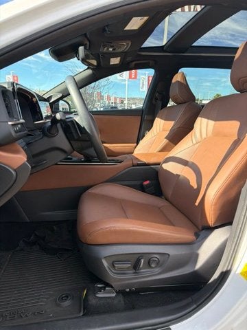 2025 Toyota Crown Signia Limited