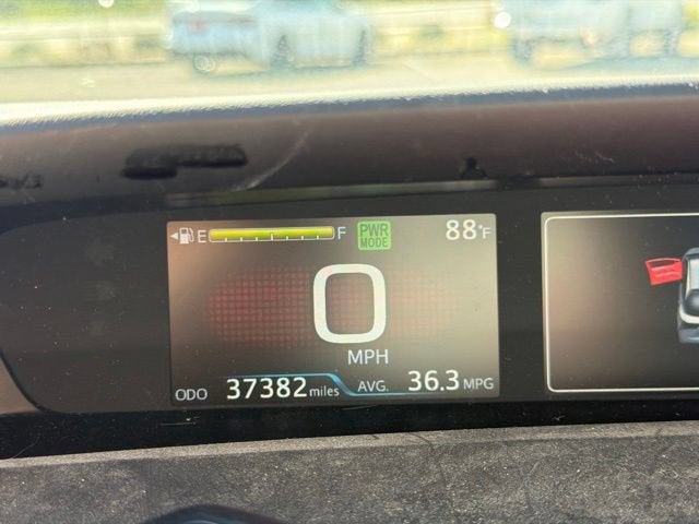 2021 Toyota Prius LE