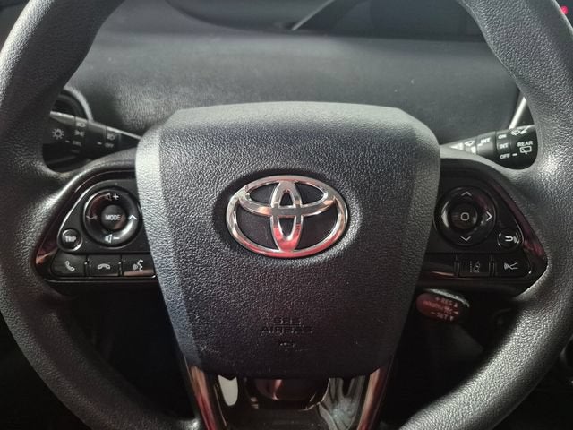 2021 Toyota Prius LE - Photo 17