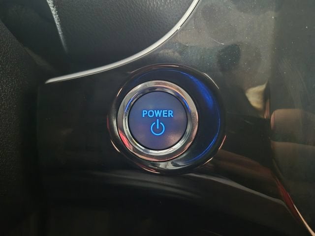 2021 Toyota Prius LE - Photo 23