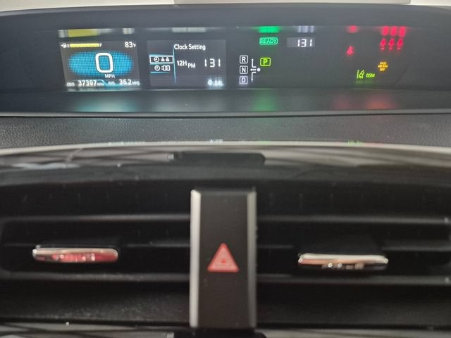 2021 Toyota Prius LE