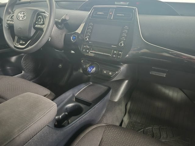 2021 Toyota Prius LE