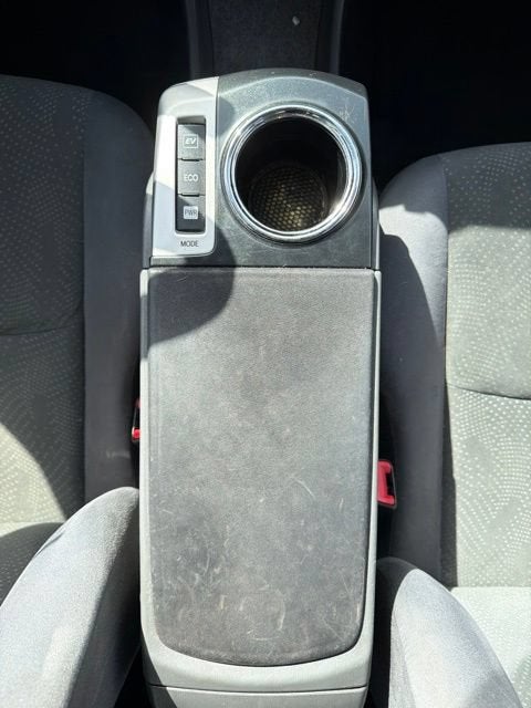 2014 Toyota Prius v Three