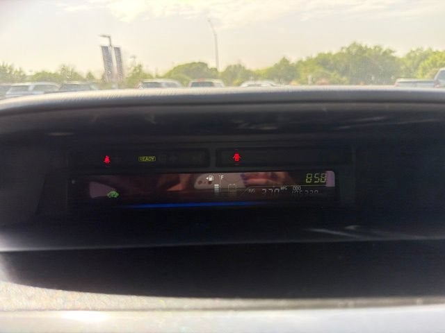 2014 Toyota Prius v Three