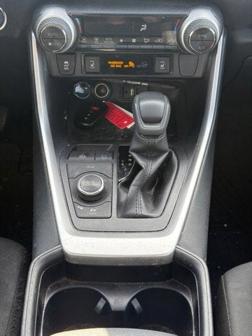 2019 Toyota RAV4 Hybrid XLE