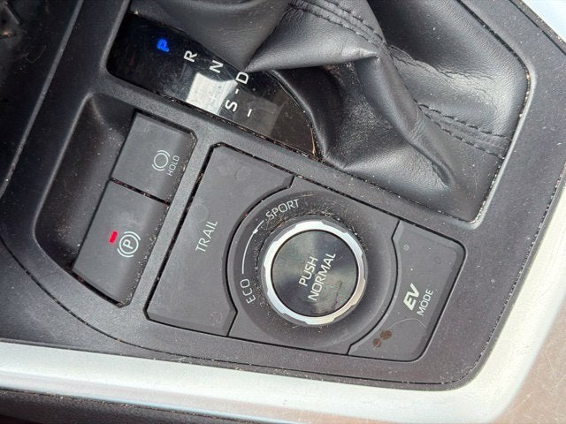 2019 Toyota RAV4 Hybrid XLE