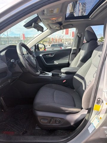 2019 Toyota RAV4 Hybrid XLE