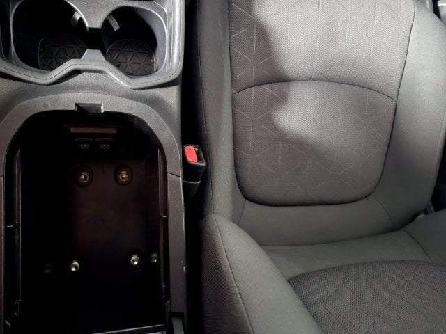 2019 Toyota RAV4 XLE - Photo 28