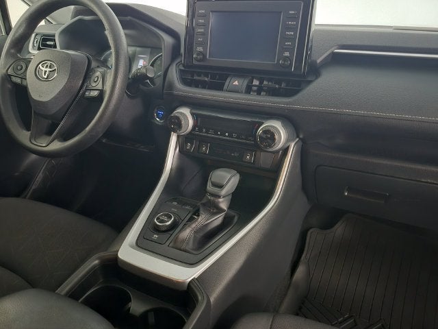 2019 Toyota RAV4 Hybrid XLE