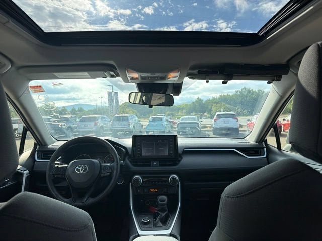 2019 Toyota RAV4 Hybrid XLE