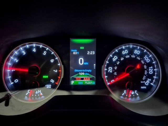 2021 Toyota RAV4 XLE - Photo 24