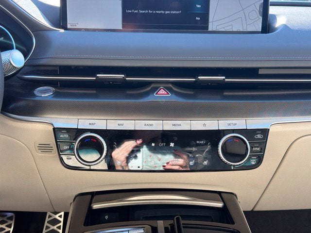 2023 Genesis G80 2.5T