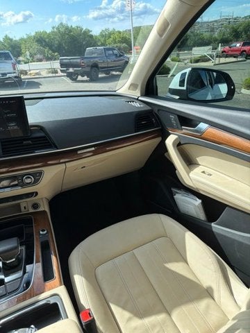 2022 Audi Q5 S line Premium Plus