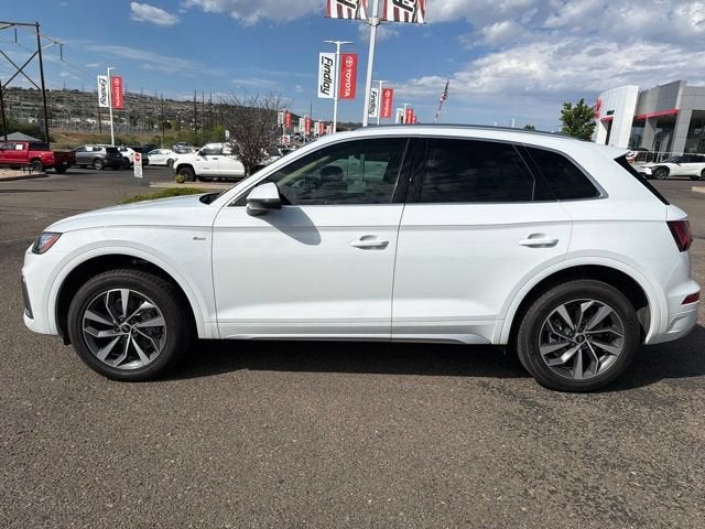 2022 Audi Q5 S line Premium Plus