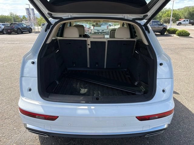 2022 Audi Q5 S line Premium Plus