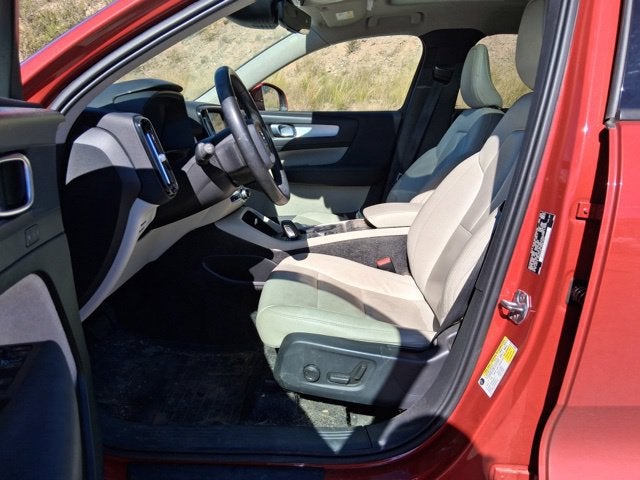 2020 Volvo XC40 Momentum - Photo 4