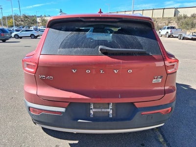 2020 Volvo XC40 Momentum