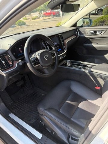 2023 Volvo V60 Cross Country Plus