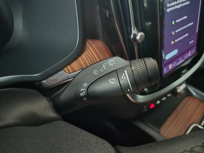 2023 Volvo V60 Cross Country Plus