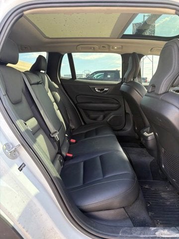 2023 Volvo V60 Cross Country Plus