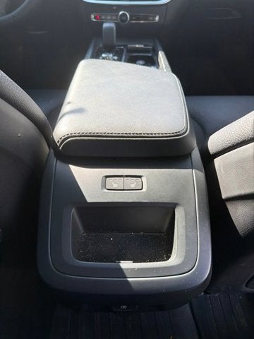 2023 Volvo V60 Cross Country Plus