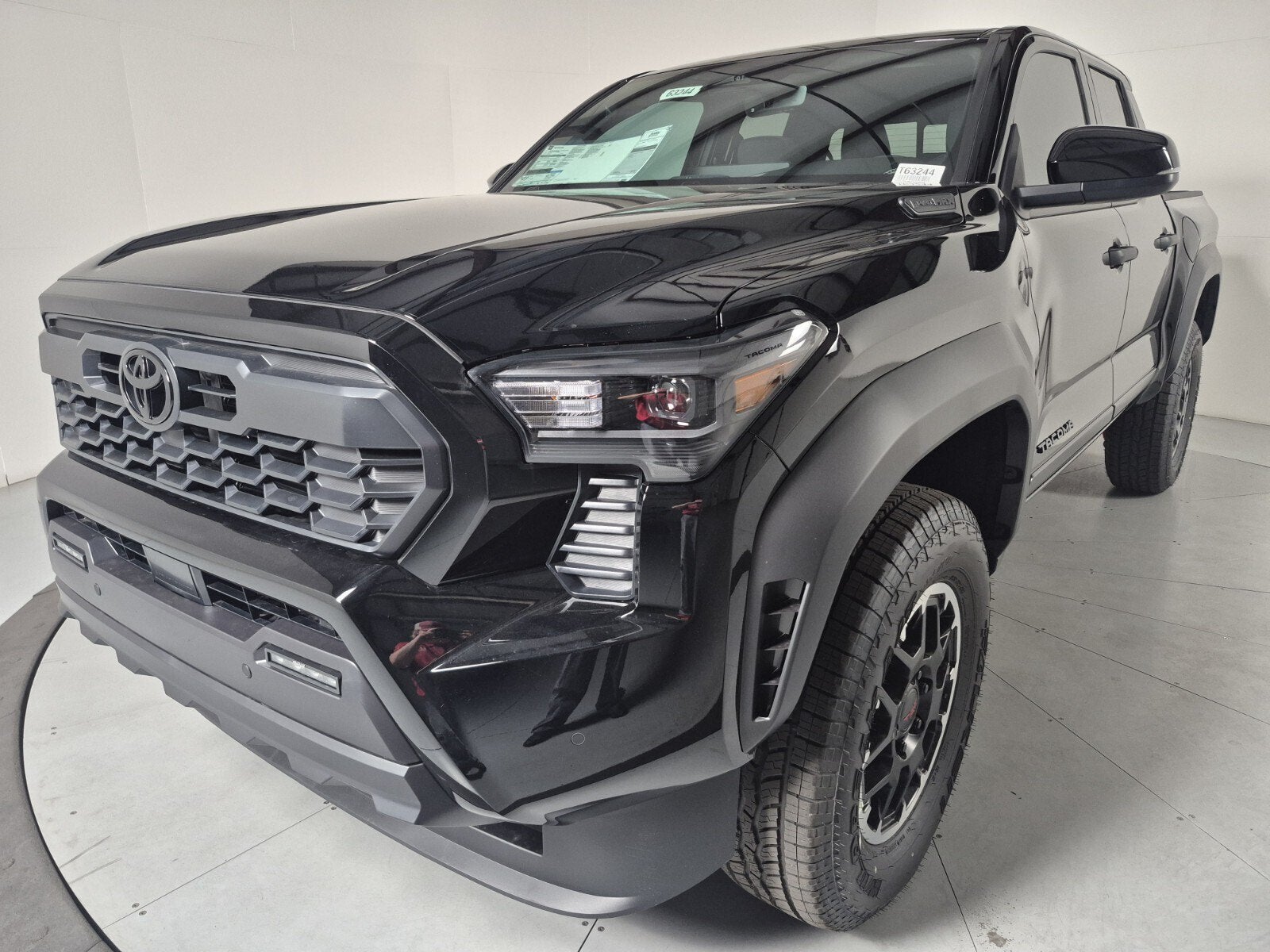 2026 Toyota Tacoma i-FORCE MAX Tacoma TRD Off-Road