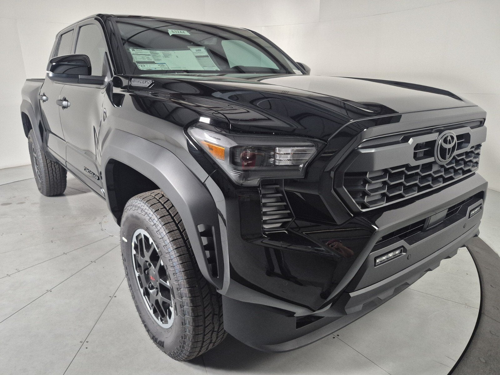 2026 Toyota Tacoma i-FORCE MAX Tacoma TRD Off-Road