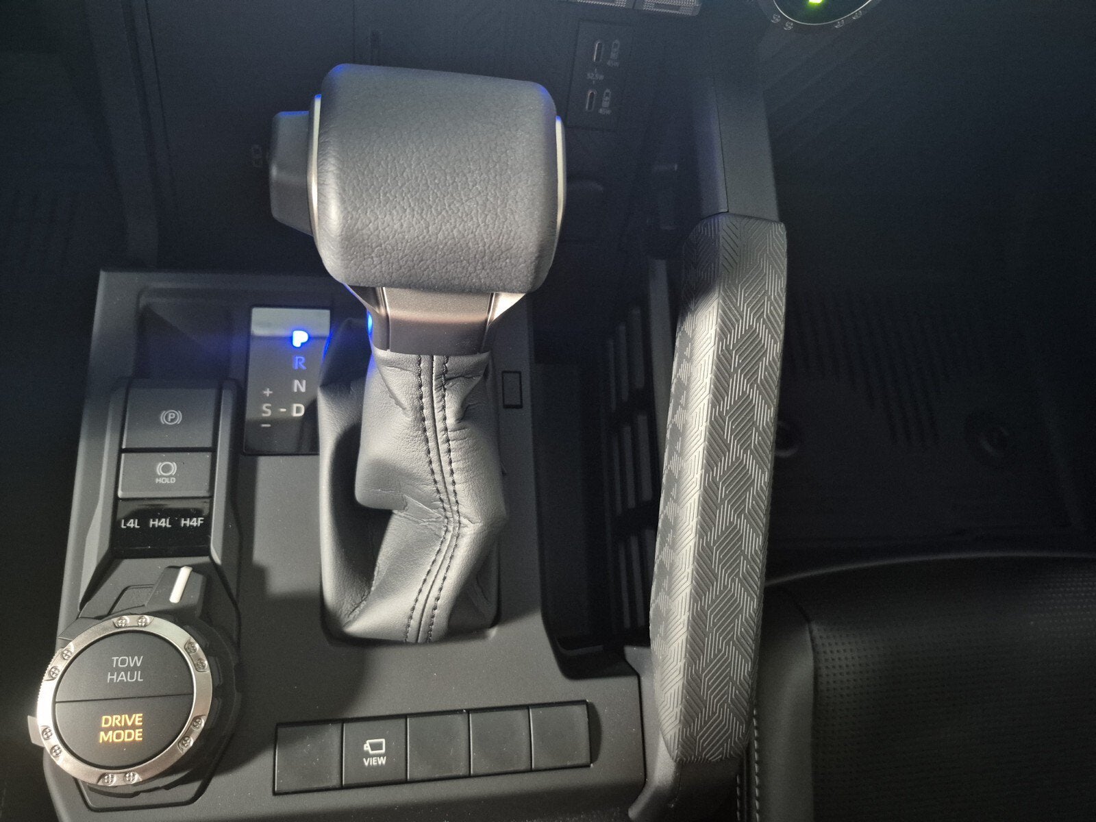 2026 Toyota 4Runner i-FORCE MAX 4Runner Limited