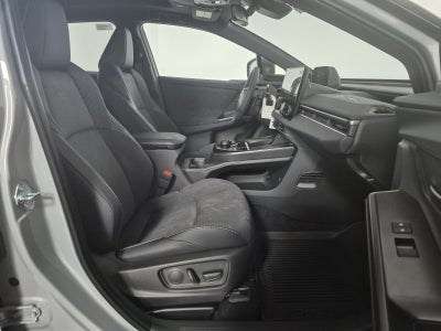 2026 Toyota C-HR XSE