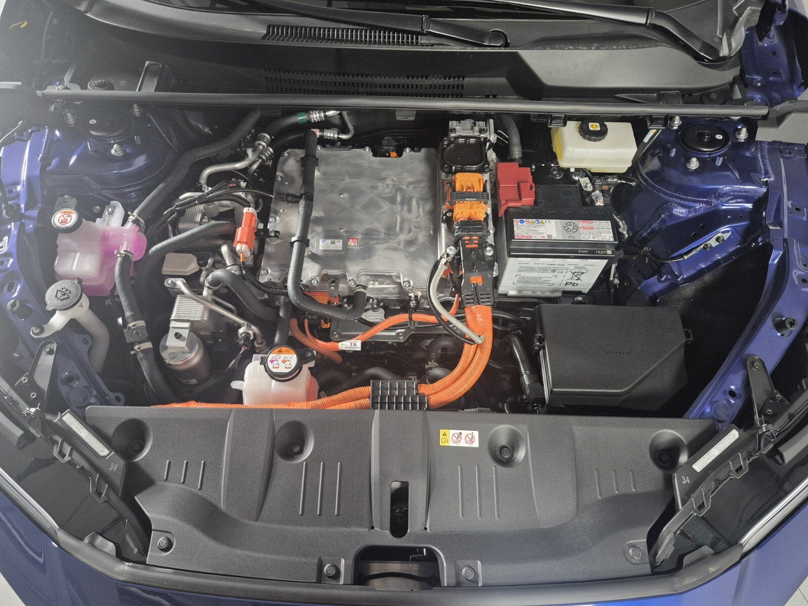2026 Toyota bZ Woodland AWD (Natl)
