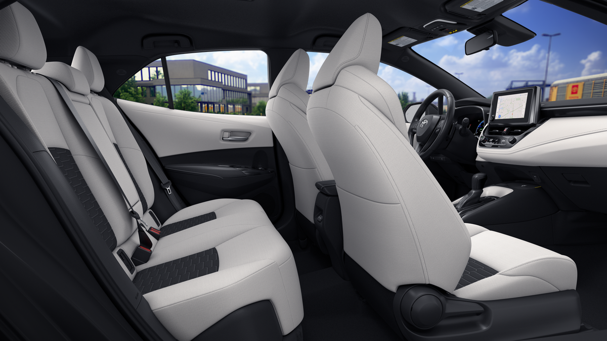 2027 Toyota Corolla Hatchback SE